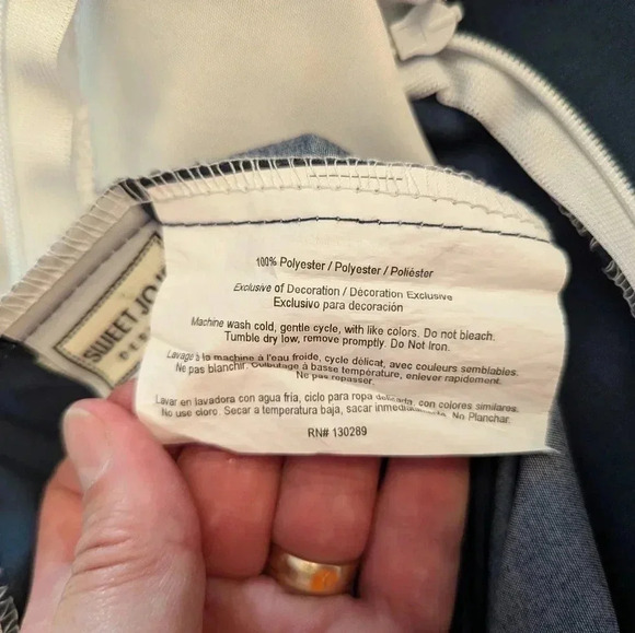 Twin Bed 4  pc Set - Picture 5 of 7